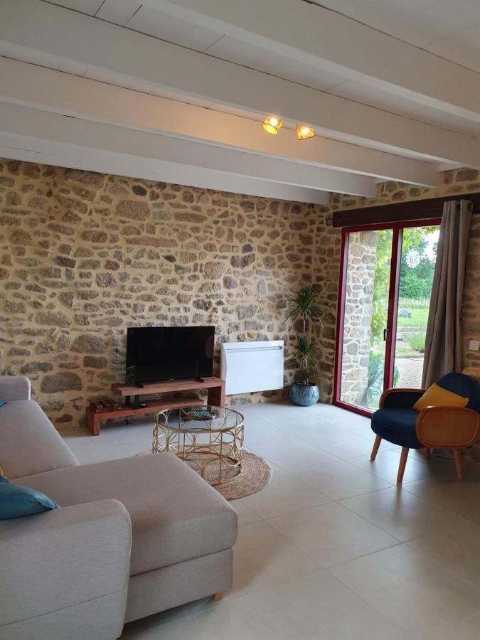 Villa Le Domaine De La Petite Chevre à Ploumagoar Extérieur photo