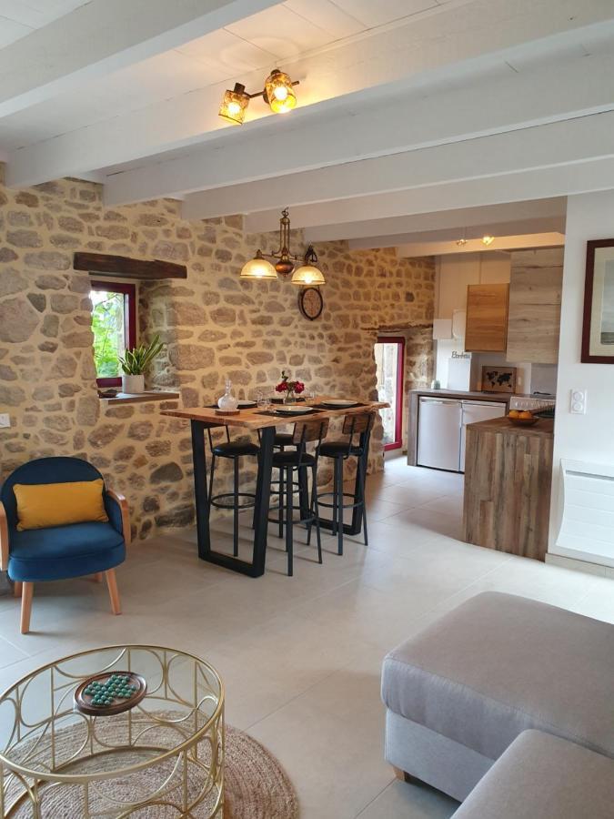 Villa Le Domaine De La Petite Chevre à Ploumagoar Extérieur photo